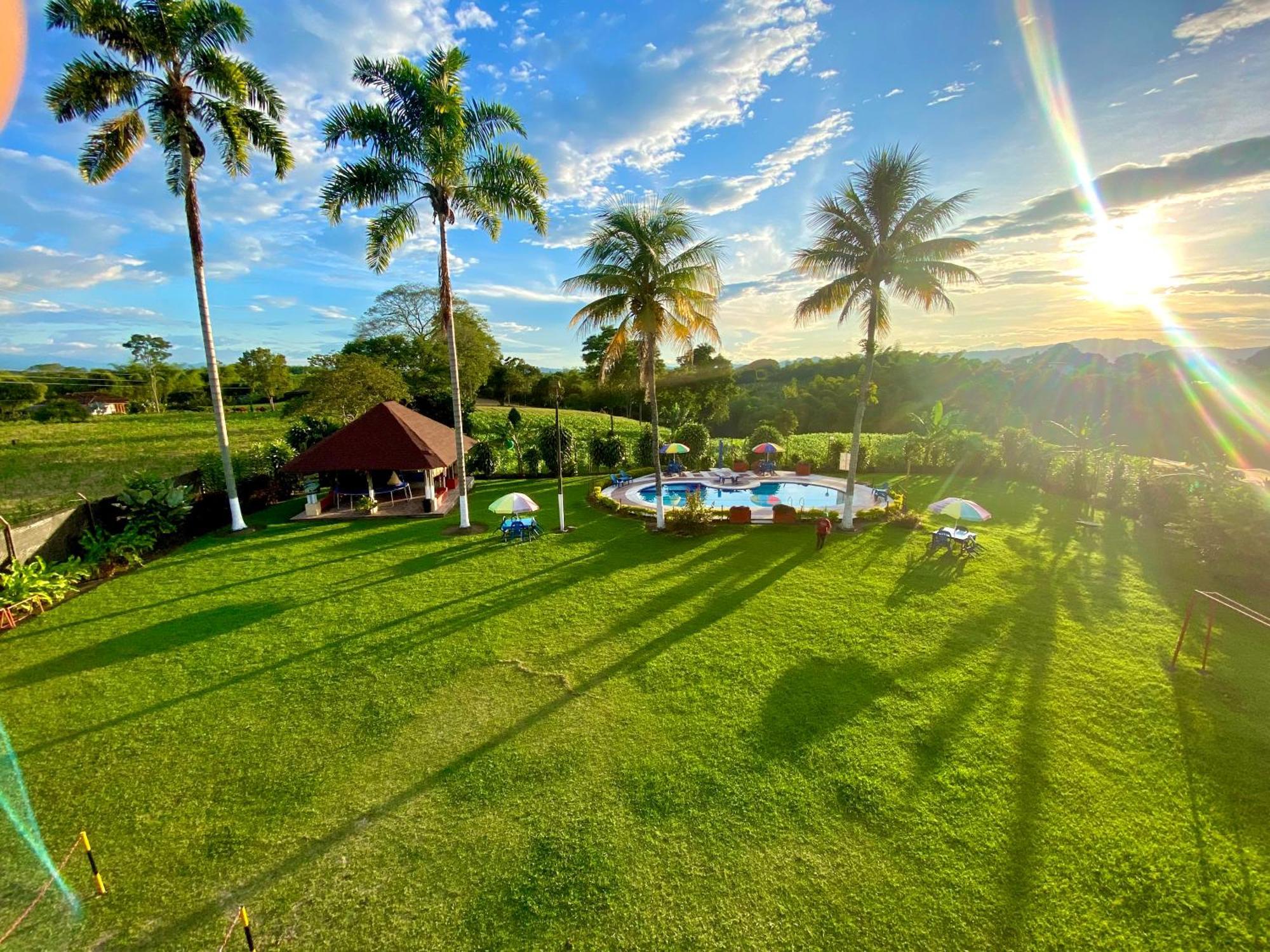 מונטנגרו Finca Hotel Los Cocos מראה חיצוני תמונה
