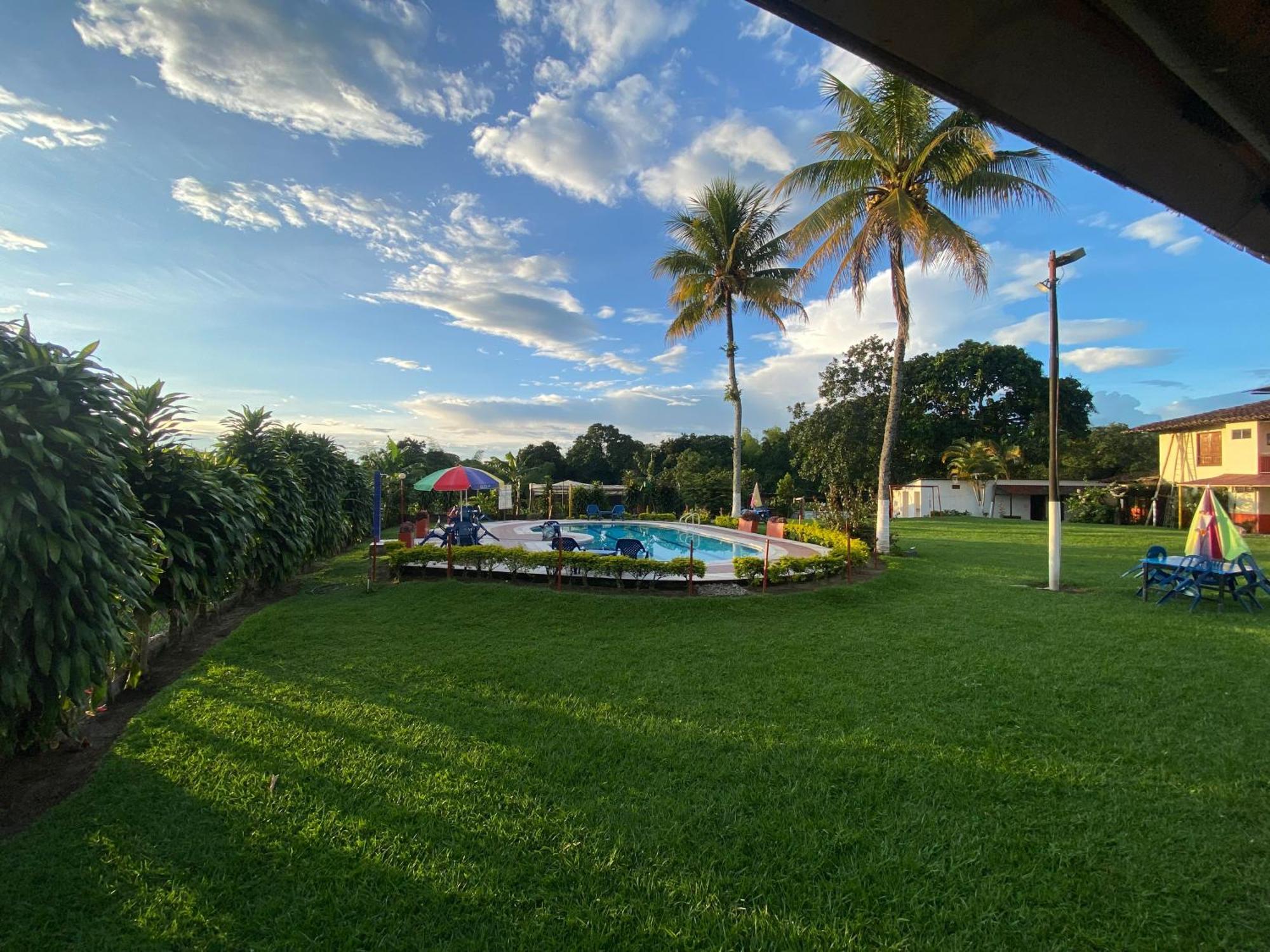 מונטנגרו Finca Hotel Los Cocos מראה חיצוני תמונה